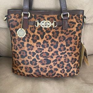 New with tags Patricia Nash leopard print purse